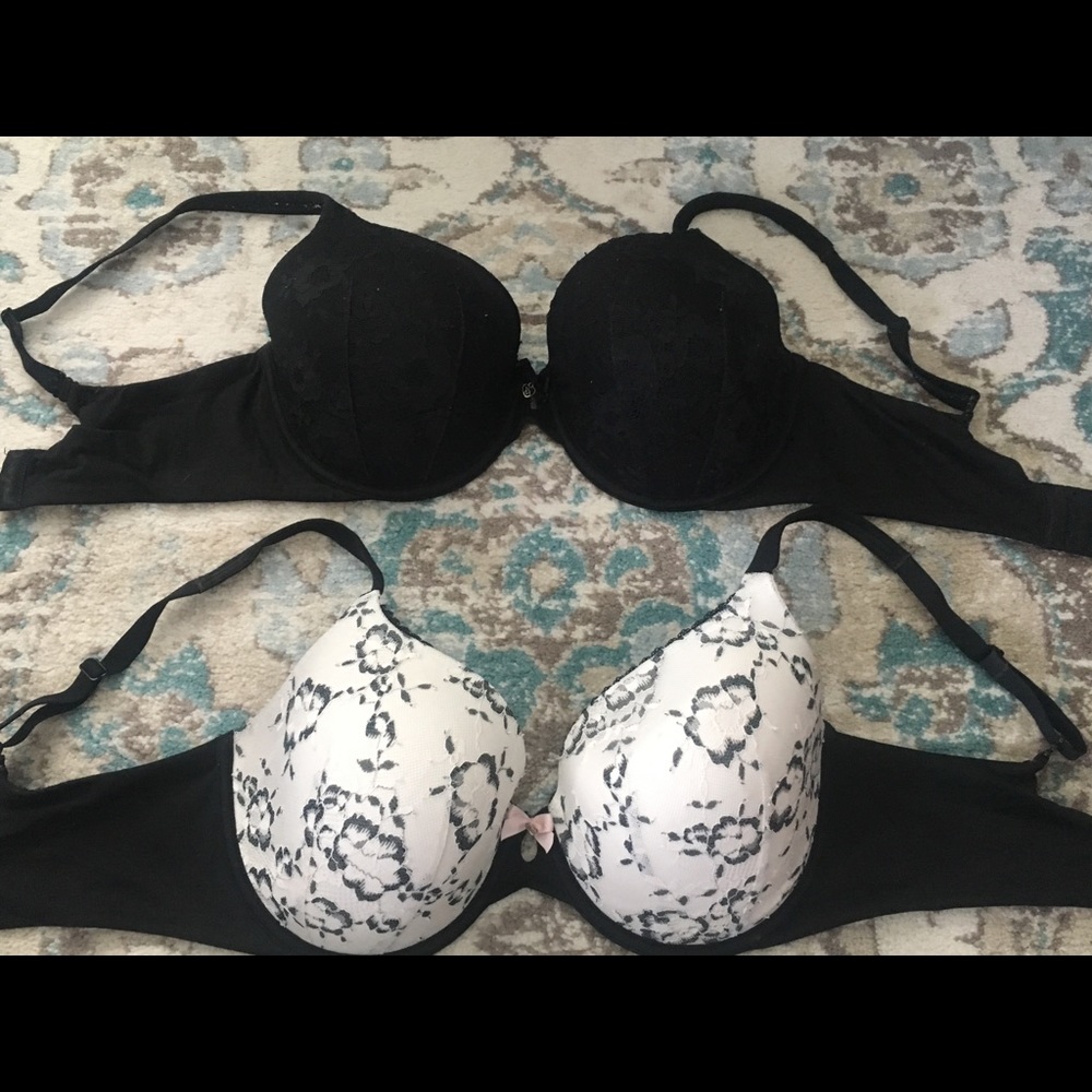 Victoria’s Secret bra bundle